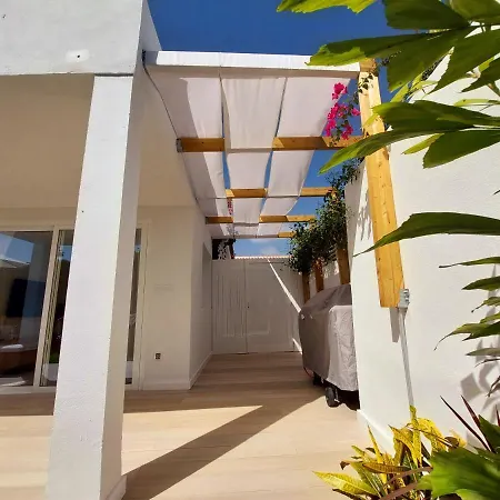 Villa De Diseno Hidromasajes Terraza Y Piscina.